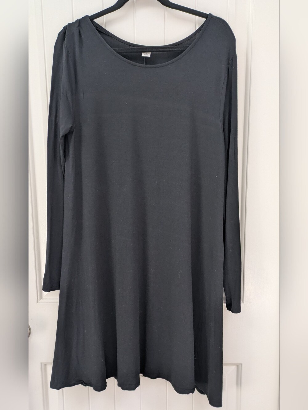 Old Navy Black Long-Sleeve Swing Dress